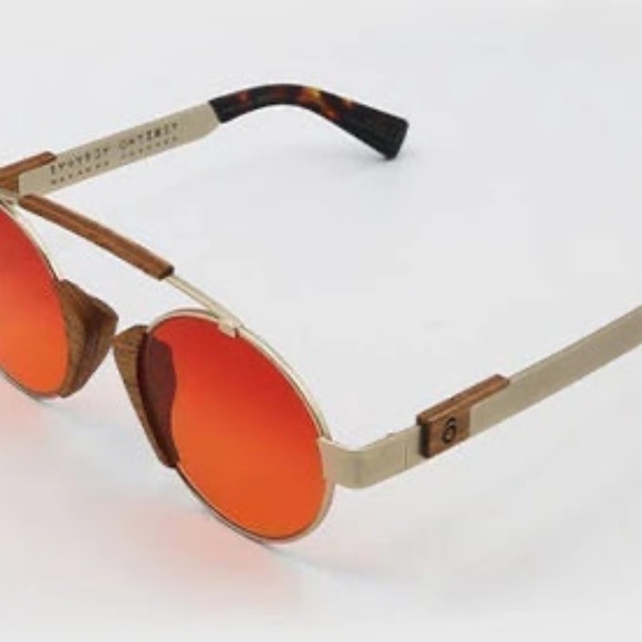 Bohten Wakanda Forever Capsule: Moto - Picture 3 of 3